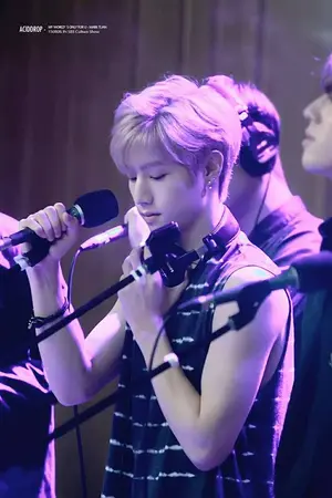 ปกนิยาย โลกใบนี้ยังมีผู้ชายแบบมาร์ค (MarkBam/GOT7)