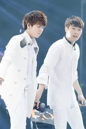 ปกนิยาย Gyuwoo & myungyeol please don't say not love(END)