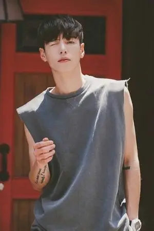 ปกนิยาย He's mine .. สายเปย์เทได้ไง ?