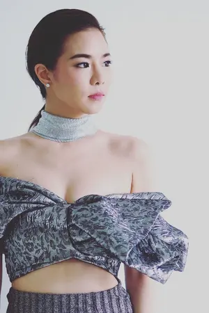 ปกนิยาย เสี่ยงมั้ย