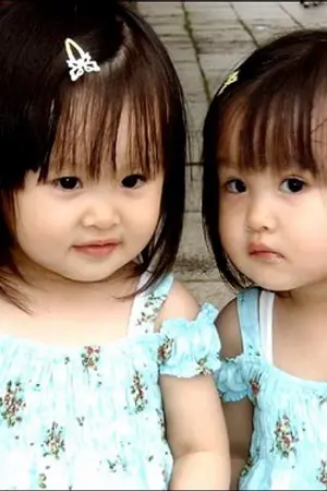 ปกนิยาย พี่สาวตัวร้ายกับฝาแฝดข้างบ้าน ( Bee & Cris & Sirin ) END