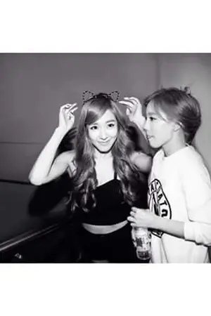 ปกนิยาย ''ยัยเด็กน้อยของคิม แทยอน '' Petulant child TAENY