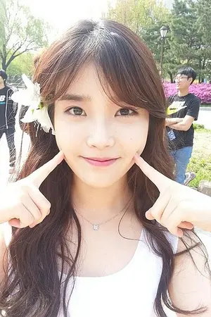 ปกนิยาย Clumsy Girl  วุ่น ๆ ลุ้นรัก ยัยซุ่มซ่าม