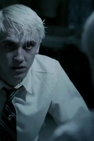 ปกนิยาย น้ำแข็งซ่อนไฟ  (Draco /////  ?)