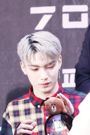 ปกนิยาย (fic) แค่คนคุย [กยอมจิน20+]