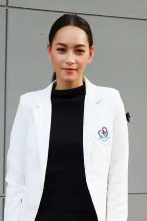 ปกนิยาย หมวยฟันเหล็กกับหมอบีจอมกวน {BeeCris}