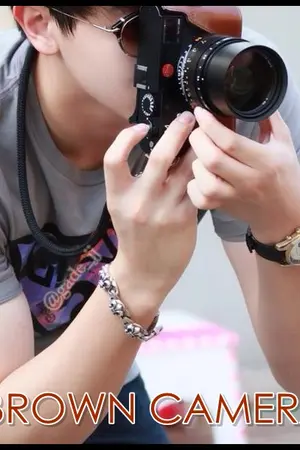 ปกนิยาย Brown Camera เจ้าของกล้องสีน้ำตาลคนนั้นอ่ะ