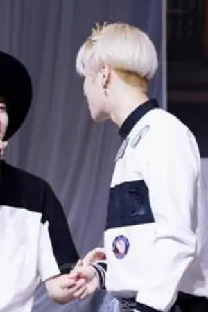 ปกนิยาย [JackJae BNior]You hold me without touch