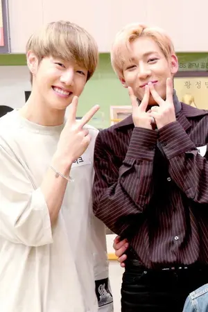 ปกนิยาย เห็นคนเดียว Markbam Jackjae Bnyoung