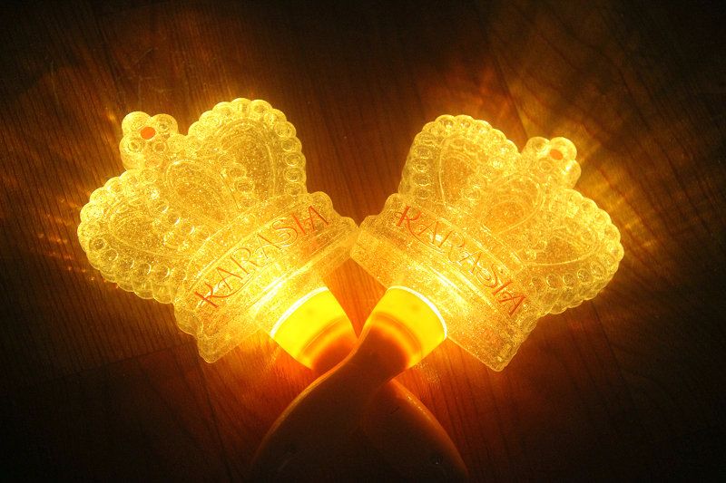 Lights are on. Лайтстик Kara. Kara Lightstick. Лайтстик Серафим. The Rose Lightstick.