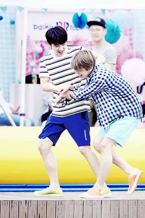 ปกนิยาย Moonlight [Chanbaek Hunhan Kaido ft.exo]