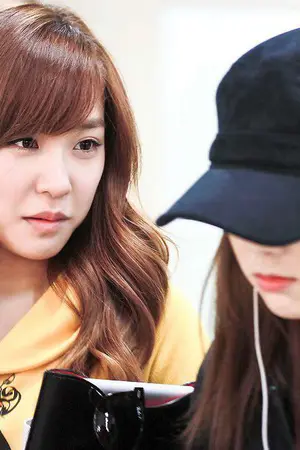 ปกนิยาย (Fic)Need...Love" ฉันต้องการเธอ [Taeny] ft.Yulsic Yoonseo