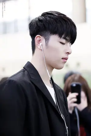 ปกนิยาย IKON//BOBJUN short fic__