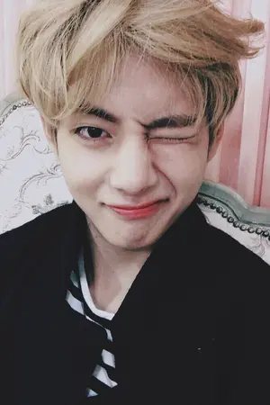 ปกนิยาย ฟิคน้องต้องเลือก (Taehyung X You)