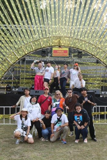 ทีมงานแทรชเชอร์ผู้มีพระคุณ