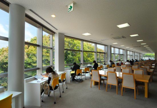 Phot Credit: https://www.economics.ynu.ac.jp/