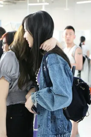 ปกนิยาย [Fic] Who are you? [Jensoo] (yuri)