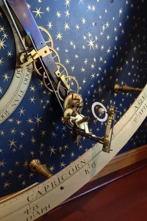 ปกนิยาย Her eyes are like a crescent moon | Dapne & OC