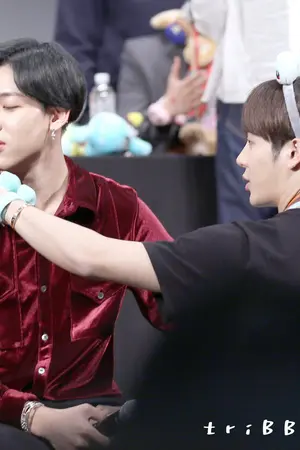 ปกนิยาย อยากเป็นมากกว่าพี่น้อง (jackbam)