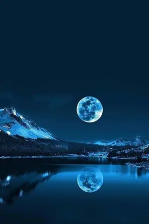 ปกนิยาย Two Moons