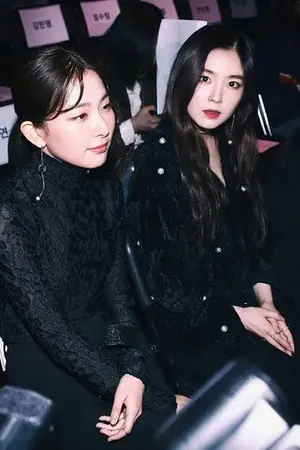 ปกนิยาย [FIC] She is my heart (SeulRene)