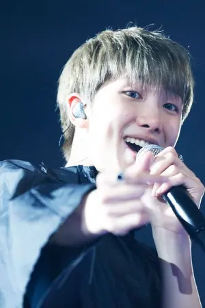 ปกนิยาย [BTS×YOU Your heart give me cure]  หัวใจของเธอให้ฉันรักษานะ