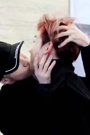 ปกนิยาย กระทู้อวยแฟน [MarkBam]