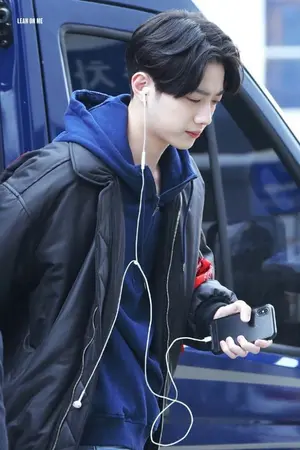 ปกนิยาย [wanan one] flowers missing  หลินฮุน ft.มินฮวาน จินฮวี {exo got7}