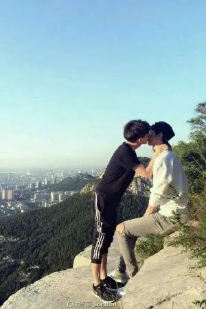 ปกนิยาย รักล้นใจ (เปลี่ยนชื่อจาก ท้องฟ้าของสกาย นะคะ)