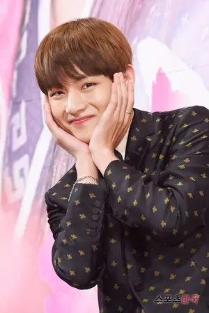 ปกนิยาย [FIC BTS] ยัยน้องรหัสจอมจุ้นกับพี่รหัสตัวแสบ =.=