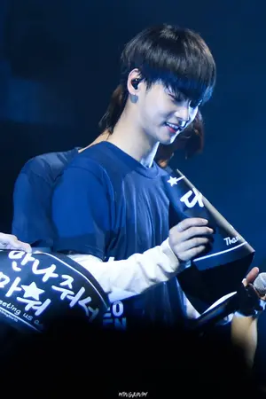 ปกนิยาย We're friends? [VIXX-LeoN]