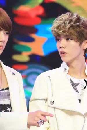 ปกนิยาย [FIC HunHan KrisLu FT.EXO] The god of high school