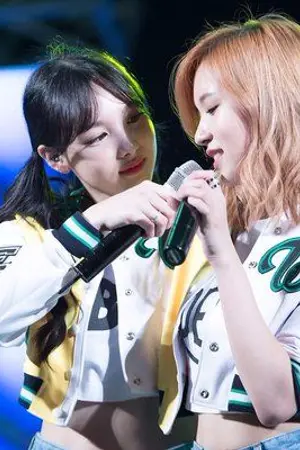 ปกนิยาย (OS TWICE) จุดเปลี่ยน(ทรงผม) (MINAYEON)
