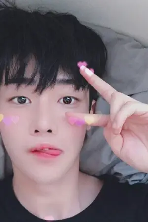 ปกนิยาย รักร้ายของนายกุ้งชุบแป้งทอด