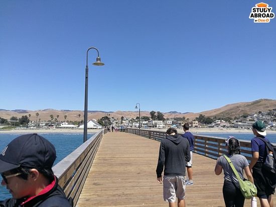 บรรยากาศชิลล์ๆ ใกล้ทะเล