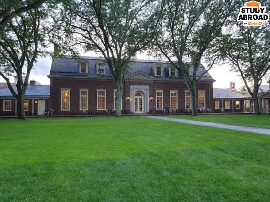 Loomis Chaffee School