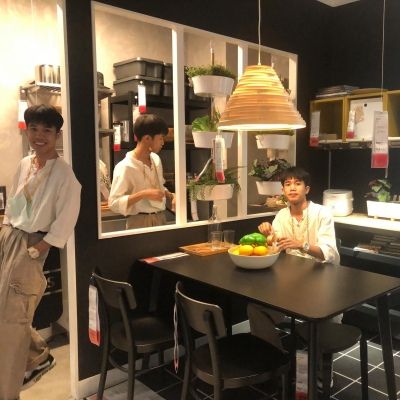 (แบ่งร่างกันทำงานรึเปล่าคะเนี่ยยย)