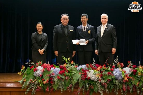 Fulbright Orientation (รับทุนกับท่านทูต พร้อมคณบดีคณะครุศาสตร์)