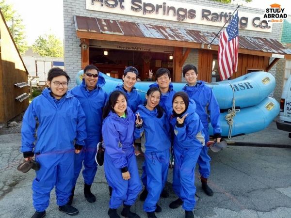 ล่องแก่ง