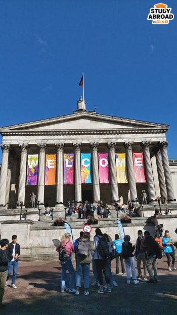 (Fresher Week, UCL - ช่วงนั้นทางรัฐบาลได้คลาย Restriction ไปเยอะหลายคณะได้ทำการสอนแบบ Onsite มีนักเรียนได้มาเรียน มาเจอเพื่อนกันที่ Campus มากขึ้น)