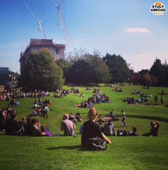 (University of Bath - บรรยากาศมหาลัยตอนช่วงเปิดเทอม ก่อนเข้าฤดูใบไม้ร่วง)