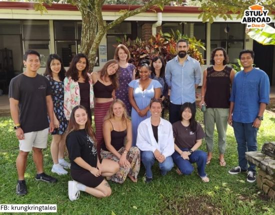 เพื่อนร่วมคลาสตอนเรียนที่คอสตาริกา