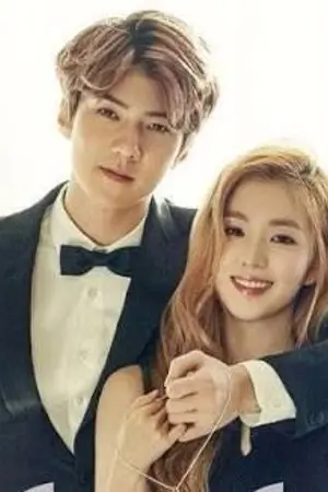 ปกนิยาย The senior love เผลอใจไปรักนายร่นพี่ (เย็นชา)