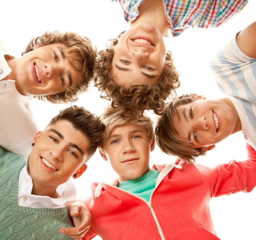 รีดเดอร์ทั้งหลายอยากให้ไรต์แต่งคนไหนต่อคะ