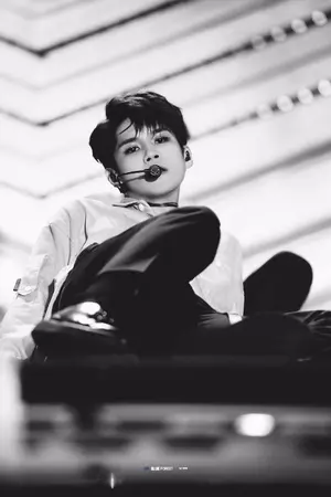 ปกนิยาย 3 [omegaverse] (wanna one)