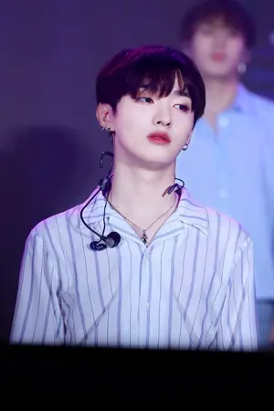 ปกนิยาย { OS/SF } Produce 101 SS2 / WANNA ONE / JBJ