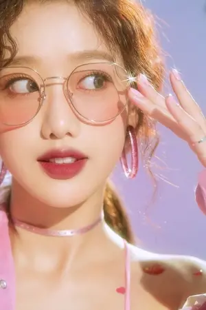 ปกนิยาย CLOVER STATION ♡ โชครักทักทายหัวใจผลิบาน