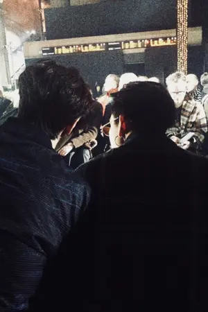 ปกนิยาย behind (markbam)