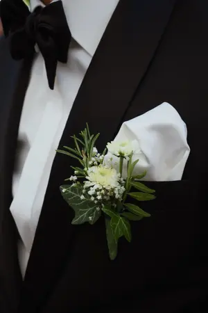 ปกนิยาย จงรักจงชัง (mpreg)