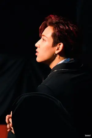 ปกนิยาย คนคุ้นเคยมบ